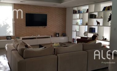 Importante Casa en VENTA en El Ombu