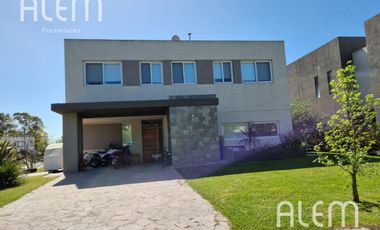 Casa en Venta | Los Naranjos