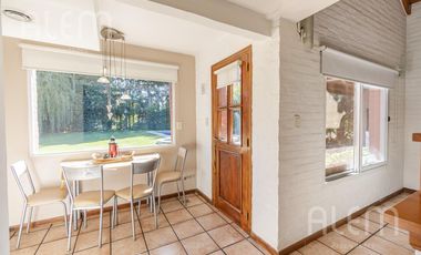 Casa en Echeverria del Lago con Piscina y excelente forestacion