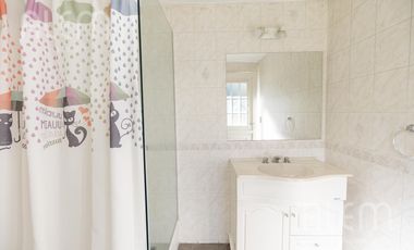 Casa en Echeverria del Lago con Piscina y excelente forestacion