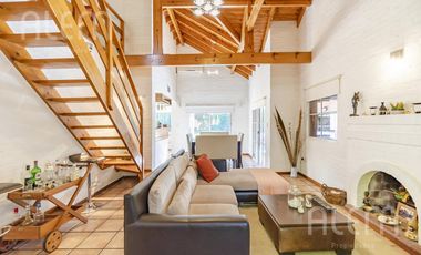 Casa en Echeverria del Lago con Piscina y excelente forestacion