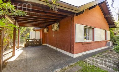 Casa en Echeverria del Lago con Piscina y excelente forestacion
