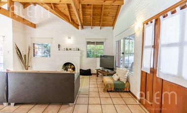 Casa en Echeverria del Lago con Piscina y excelente forestacion