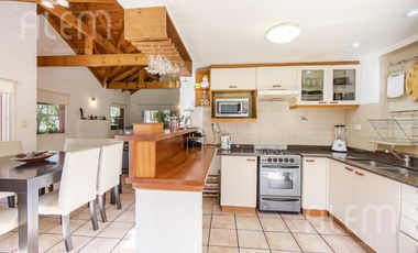 Casa en Echeverria del Lago con Piscina y excelente forestacion