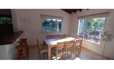 Casa minimalista en Valeria del Mar