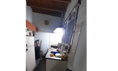 VIVIENDA CON DOS TERRENOS EN VENTA. PARQUE PASO DEL REY