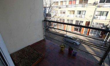 EXCELENTE DEPTO 2 AMBIENTES EN VENTA. MORON. INMEJORABLE UBICACIÓN