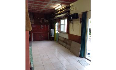 Casa Tres Dormiorio Gas Natural a metros de Don Bosco