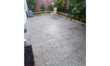 Casa Tres Dormiorio Gas Natural a metros de Don Bosco