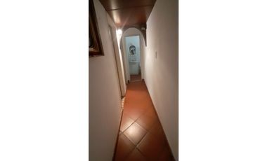 Excelente departamento en venta. Impecable estado. A mts Acceso Oeste