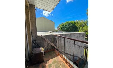 Chalet 3 amb con parque + Depto. 3 amb con garaje - C. Villar y Carasa