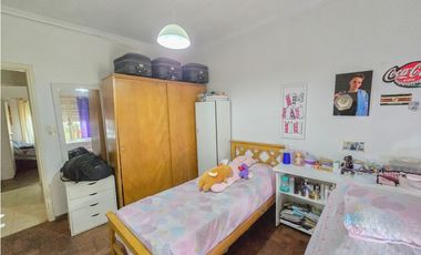 Chalet 3 amb con parque + Depto. 3 amb con garaje - C. Villar y Carasa