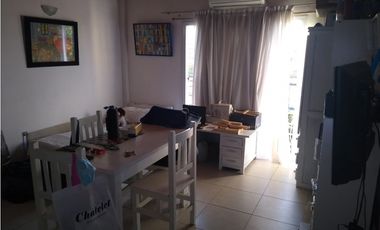 IMPECABLE MONOAMBIENTE. EXCELENTE UBICACION