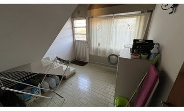 Asunción 1325 Casa con Local