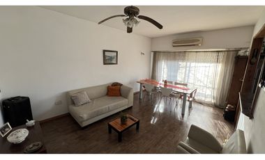 Asunción 1325 Casa con Local