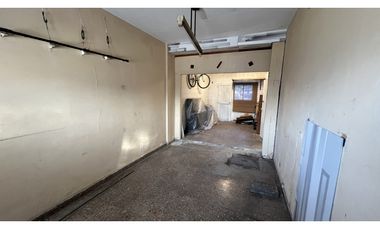 Asunción 1325 Casa con Local