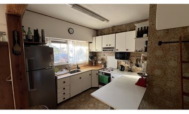 Asunción 1325 Casa con Local