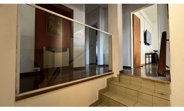 Asunción 1325 Casa con Local