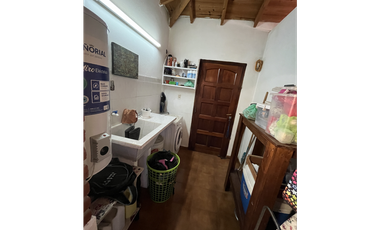 Chalet en excelente ubicacion, OPORTUNIDAD.