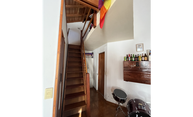 Chalet en excelente ubicacion, OPORTUNIDAD.