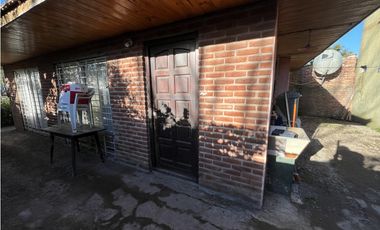 Chalet en excelente ubicacion, OPORTUNIDAD.