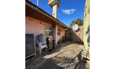 Chalet en excelente ubicacion, OPORTUNIDAD.