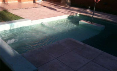 Casa en Venta de 3 Dor. Pileta. Arguello. Zona norte Córdoba