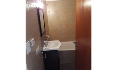 EXCELENTE DEPARTAMENTO EN ESTACION DE CASTELAR EN VENTA