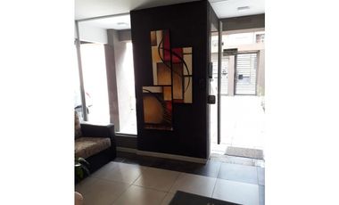 EXCELENTE DEPARTAMENTO EN ESTACION DE CASTELAR EN VENTA