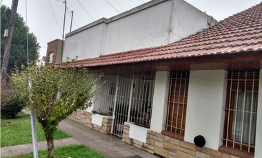 CHALET Y ESTUDIO EN PARQUE LURO