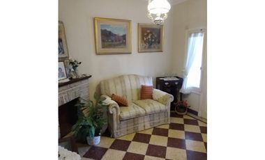 CHALET Y ESTUDIO EN PARQUE LURO