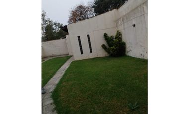 CHALET EN ZONA PARQUE LURO