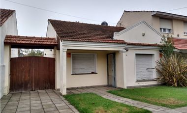 CHALET EN ZONA PARQUE LURO