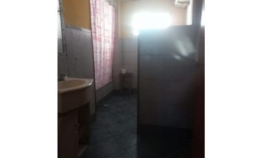 CASA EN PH CON AMPLIO TERRENO EN VENTA SOBRE BRANDSEN