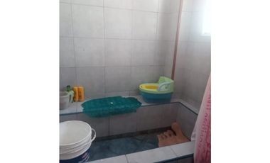 CASA EN PH CON AMPLIO TERRENO EN VENTA SOBRE BRANDSEN