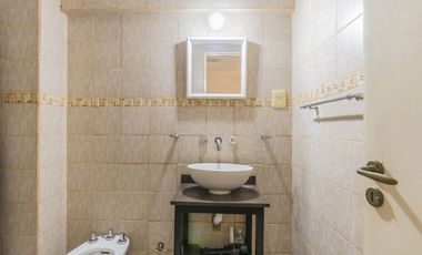 Departamento en Venta 2 dormitorios  con 2 patios en Balvanera