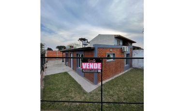 Hermosa casa en Santa Clara del mar, permuta por PH en mar del plata