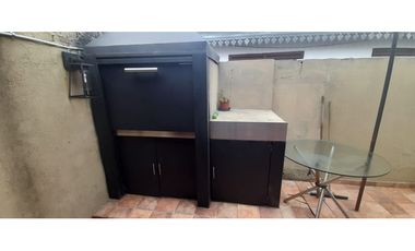 HERMOSA CASA EN PH TOTALMENTE ACTUALIZADA EN VENTA. MORON SUR