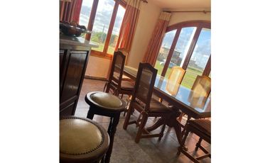 Casa ideal para proyectos frente al mar !!!