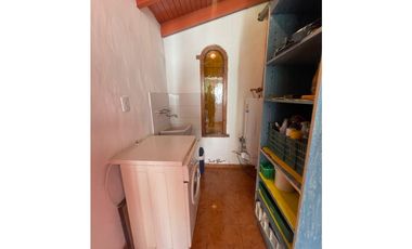 Casa ideal para proyectos frente al mar !!!