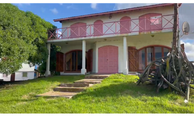 Casa ideal para proyectos frente al mar !!!