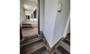 DOS EDIFICIOS EN 