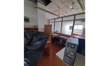 DOS EDIFICIOS EN 