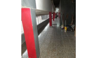 DOS EDIFICIOS EN 