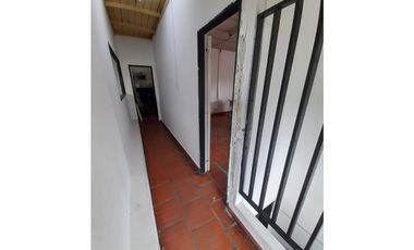 DOS EDIFICIOS EN 