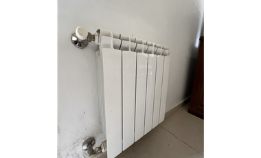 Propiedad de 6 ambientes a una cuadra de la playa, Santa Clara Del Mar