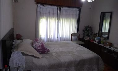 HERMOSO Y FUNCIONAL CHALET EN VENTA. ITUZAINGO NORTE
