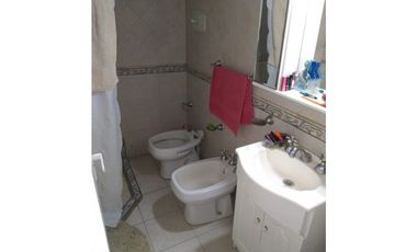 HERMOSO Y FUNCIONAL CHALET EN VENTA. ITUZAINGO NORTE