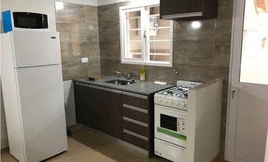 Del Lenguado 1032