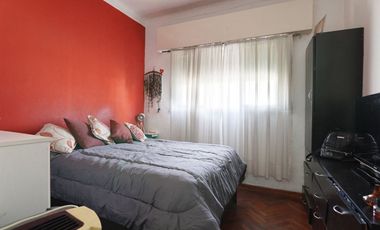 VENTA PH 4 AMB. CON TERRAZA Y COCHERA - AVELLANEDA